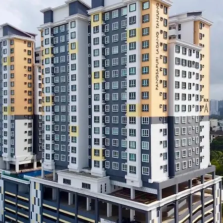 Casa Callisto Homestay - New Seaview With Pool 3Br Apartment Ladang Tanjung Kuala Terengganu Exterior photo