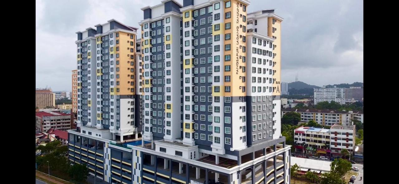 Apartment Casa Callisto - New Seaview With Pool 3br Ladang Tanjung